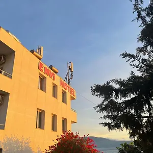 Envi *** Radhimë