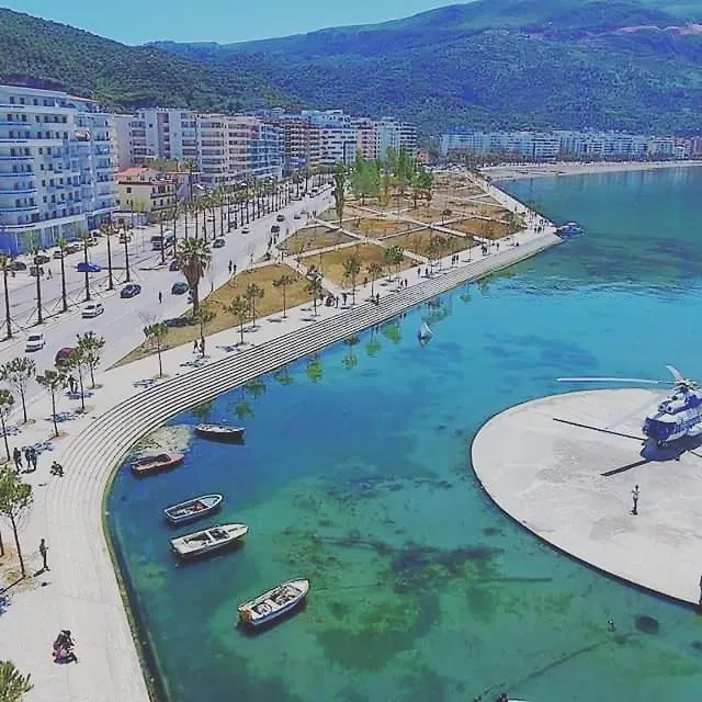 Vlora Backpackers Hostel & Bar Lungomare 0*, Влёра Албания